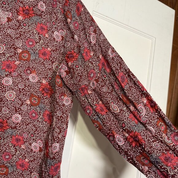 Lucky Brand Floral Bohemian Red Blouse V-Neck Loose Stretchy Tie Sleeve Size XL - Picture 7 of 9